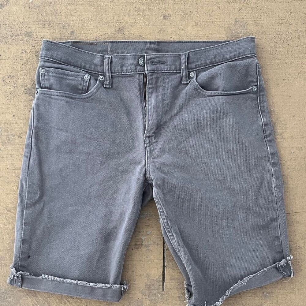 Levi's 511 Cutoff Denim Shorts (W34) 👖
